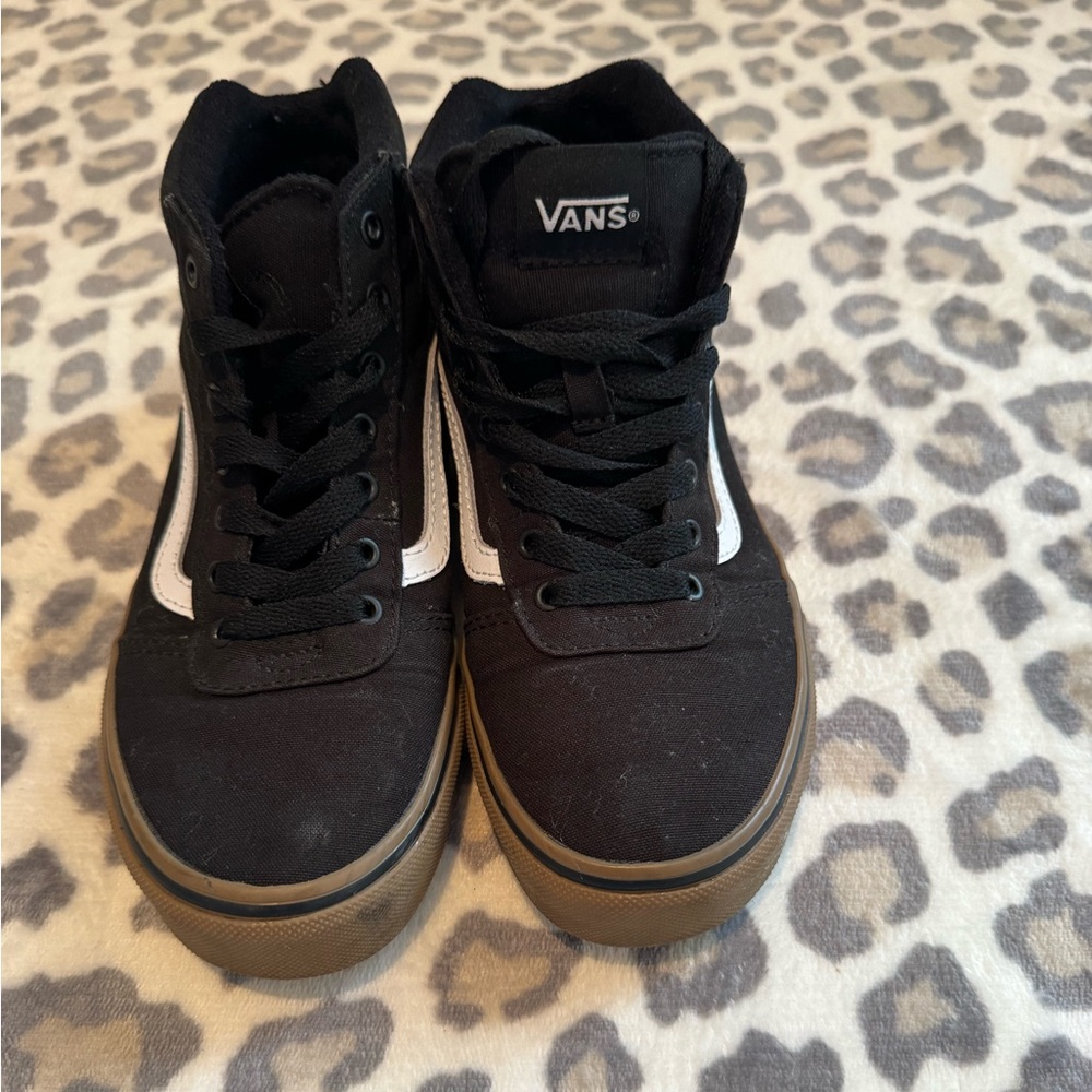 SIZE 3 BUNDLE OF KIDS SNEAKERS - Picture 10 of 13